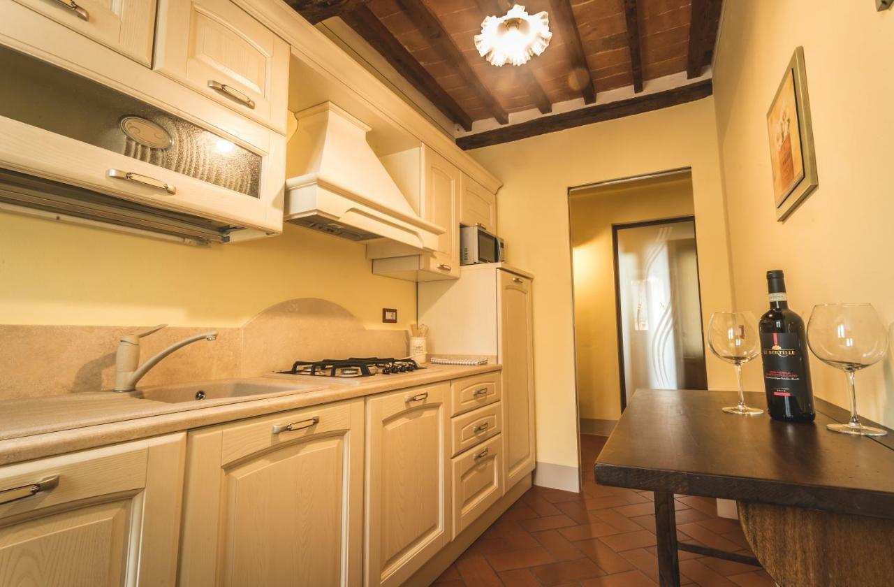 Luxury Apartment Piazza Grande Монтепульчано Экстерьер фото